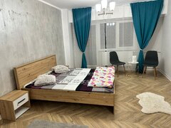 Sebastian, Liberty Mall, Jumbo